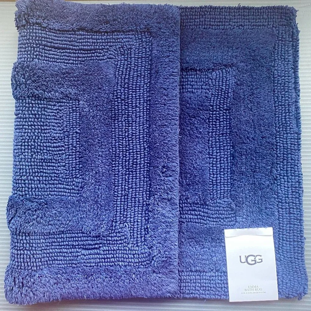 NWT 2 UGG Bath Mats Bath Rugs Cotton Navy Blue Reversible 20x32 in